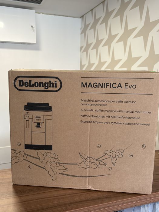 Espressor DeLonghi MAGNIFICA Evo / Nou Sigilat