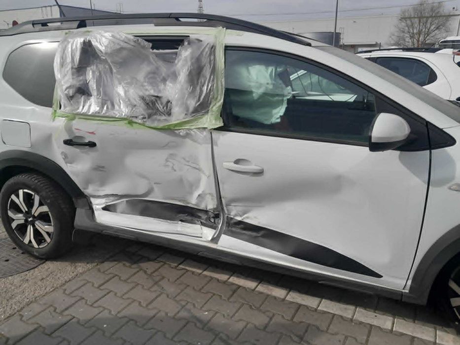 Dacia Jogger 5 locuri Avariat