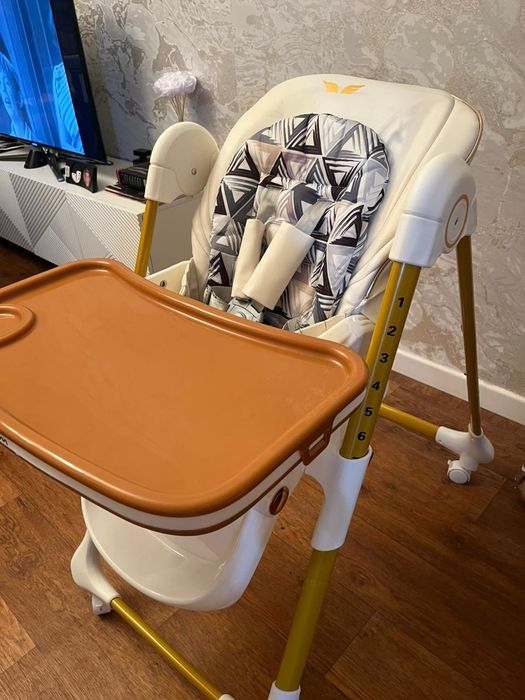 Стул детский для кормления