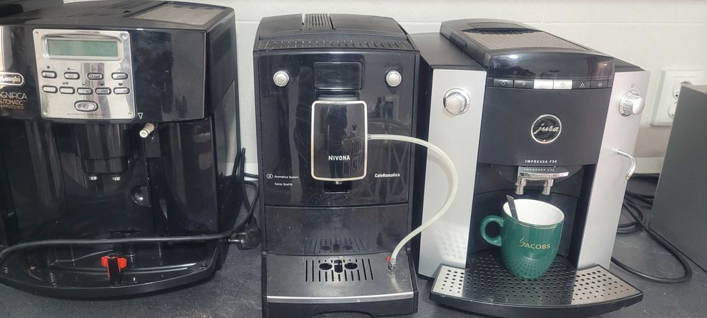 Expresoare de cafea Jura Impresa F50, Delonghi, Nivona CafeR+1 piese