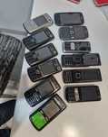 Telefon cu butoane si clapeta perfect funcțional