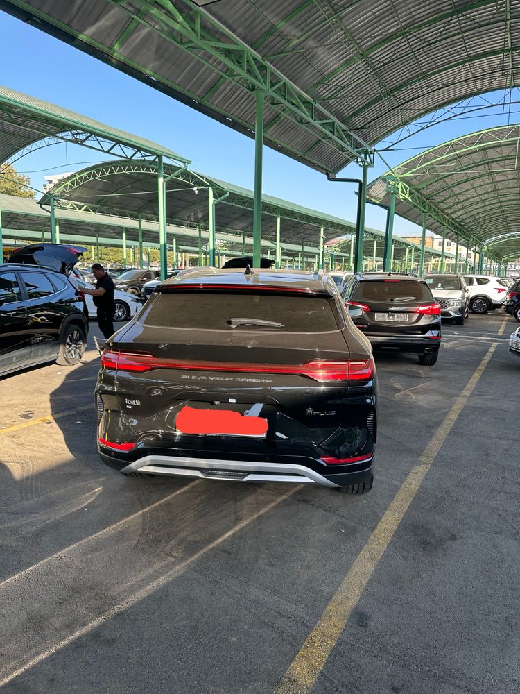 BYD Champion 605km