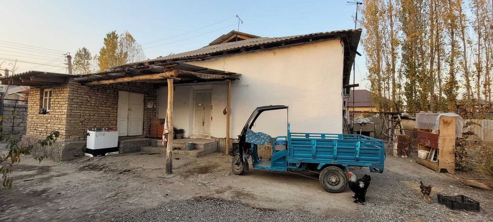 СРОЧНО, продаётся земля в районе "Юкори Чирчик" !! Посёлок сотсализм..