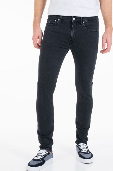 Джинсы Calvin Klein