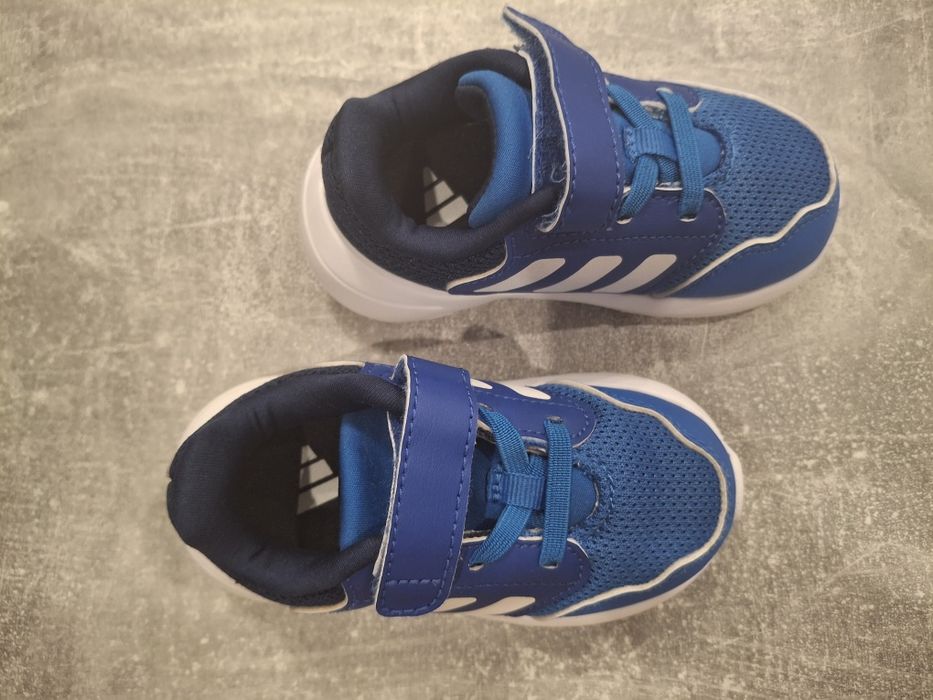 Бебешки маратонки