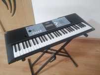 YAMAHA PSR E 233 stereo amplificator
