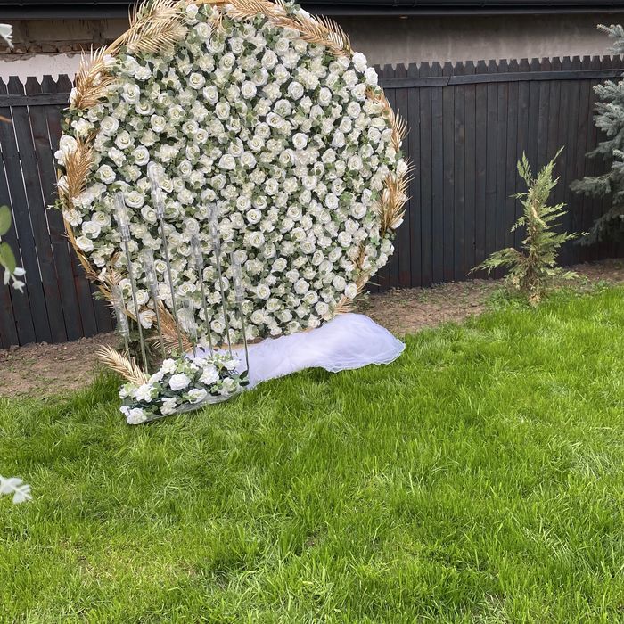 Inchiriez corturi si aranjamente