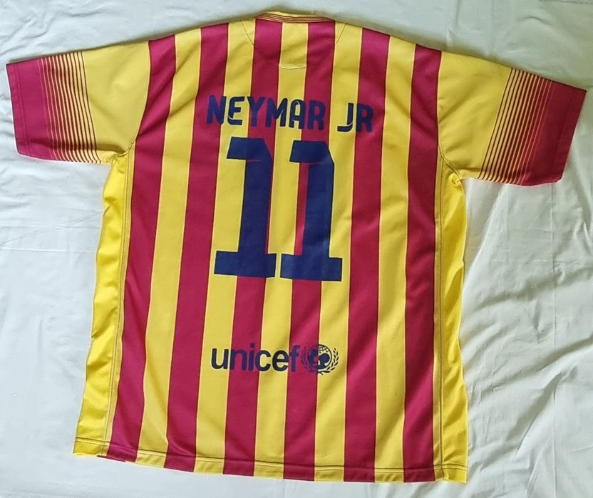 Tricou de fotbal FC Barcelona xl,nou