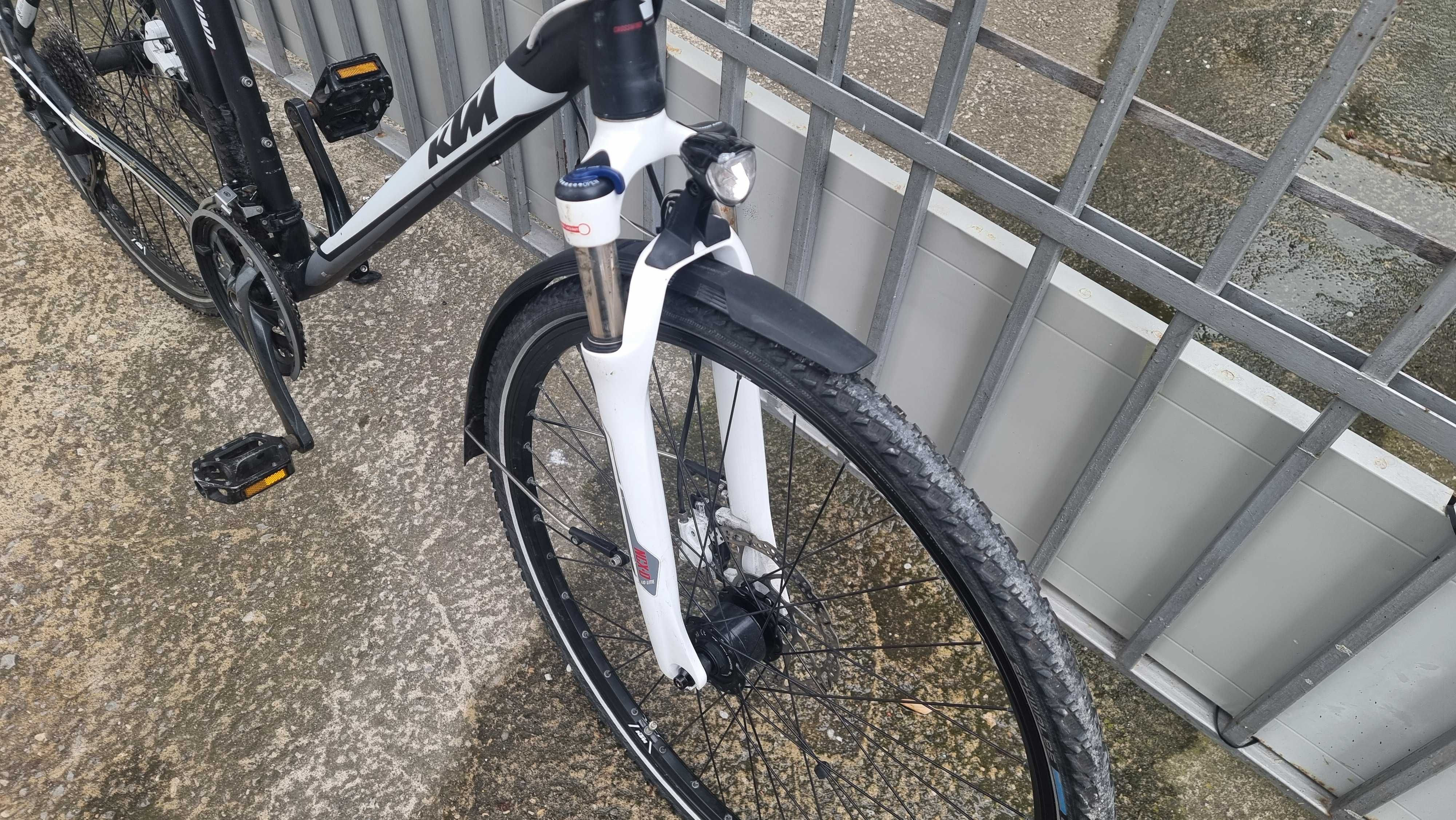 Хидравлика-алуминиев велосипед 28 цола KTM-шест месеца гаранция