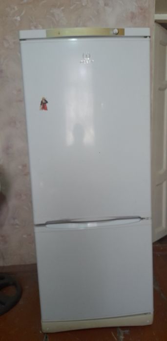 Продаётся холодильник Indesit,в отличном состоянии