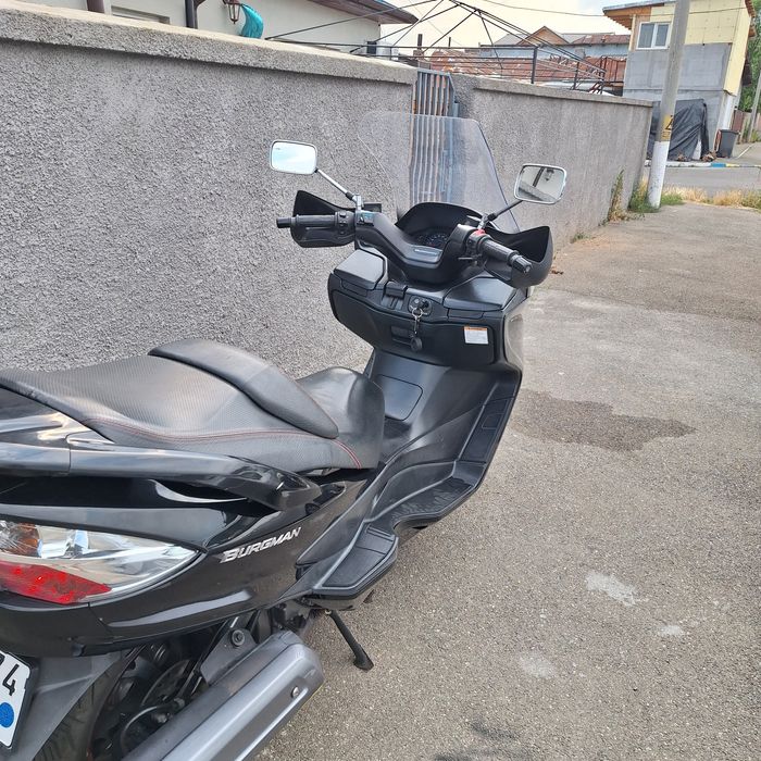 Suzuki burgman 400