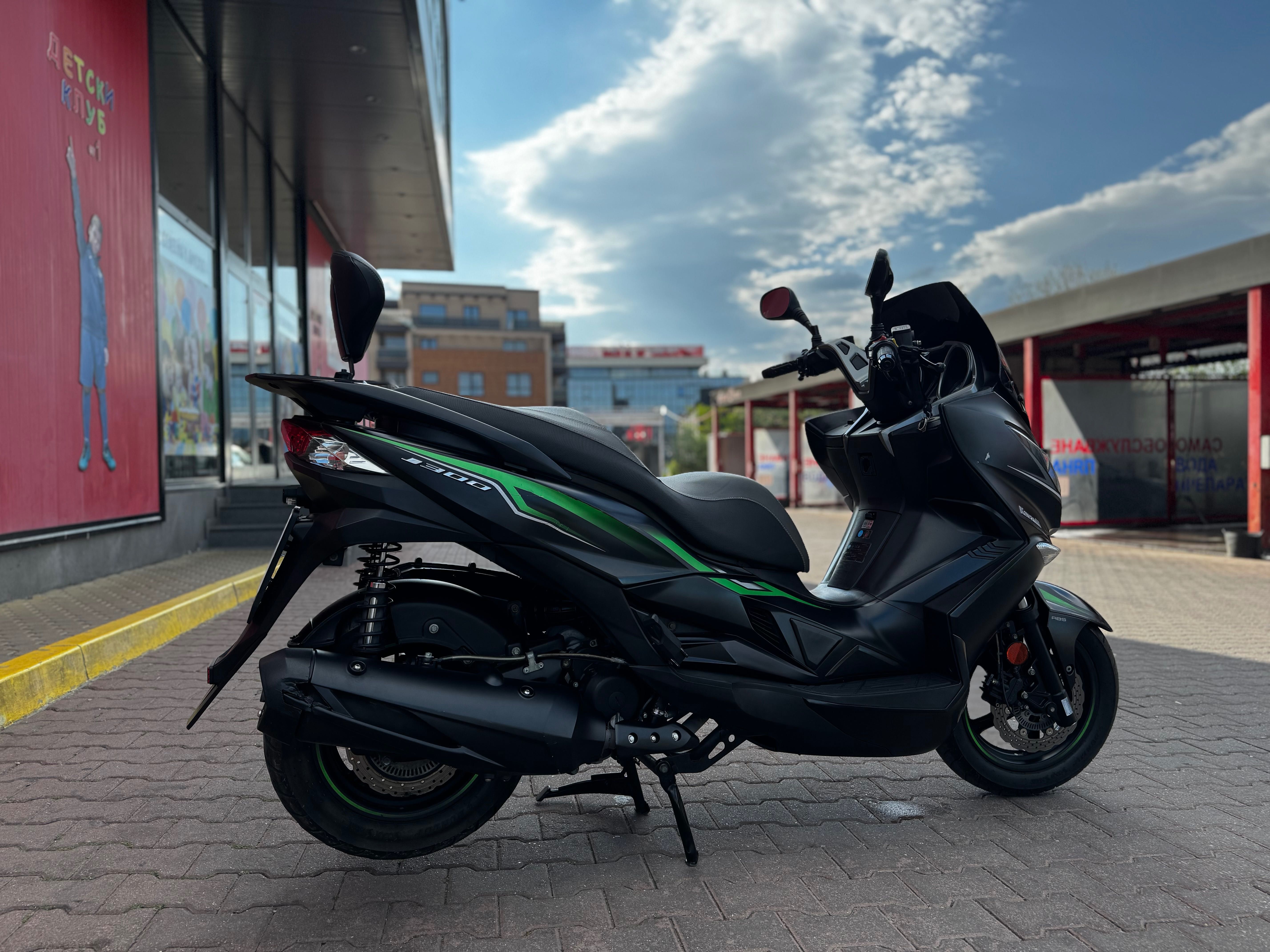 Kawasaki J300!!2019!! 23562km