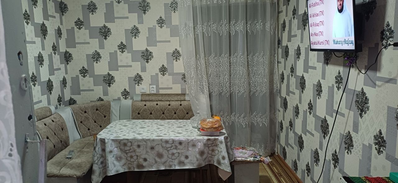 Продается квартира. 1 комната. 48 м2. Санузел совмещённый. 2 этаж.