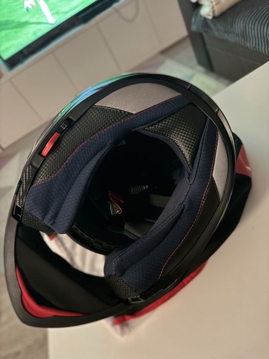 Casca MT Helmets Atom2