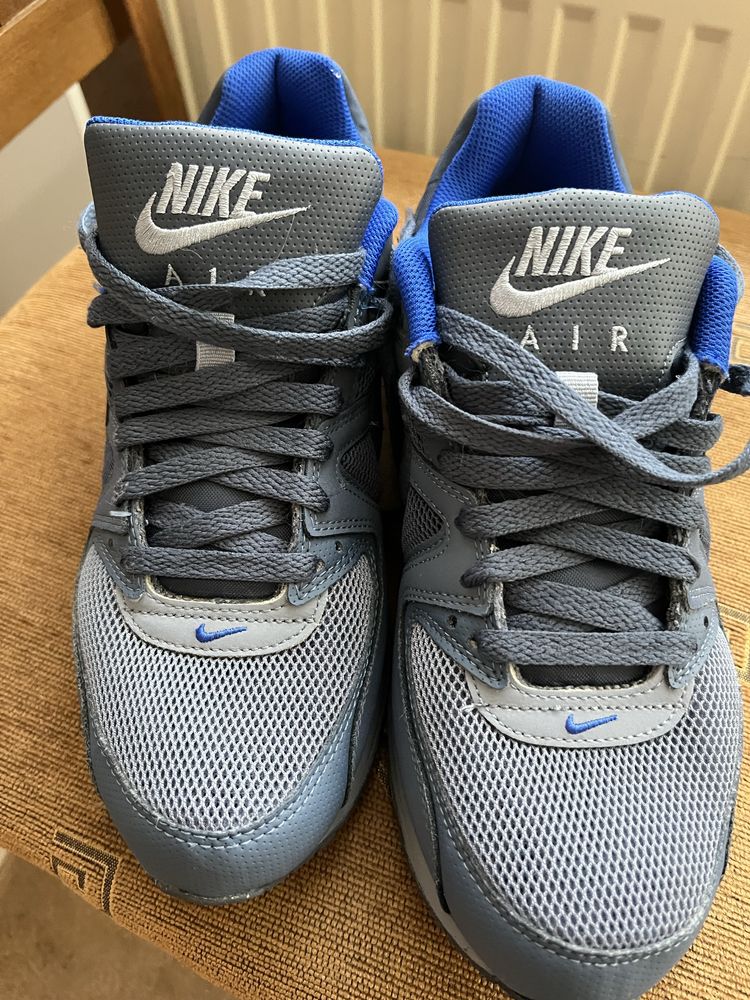 Nike Air Max Command
