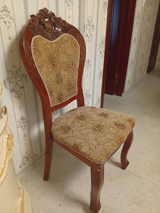 Стулья для гостиной