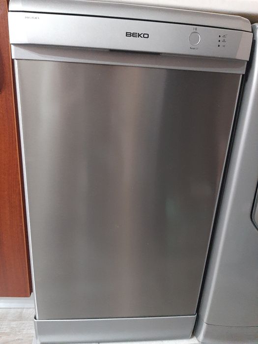 Съдомиялна inox beko 45 свободно стояща