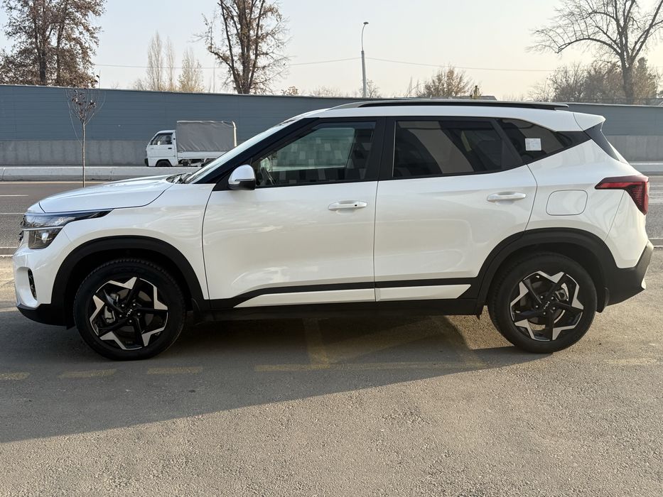 Срочно Kia seltos 2023