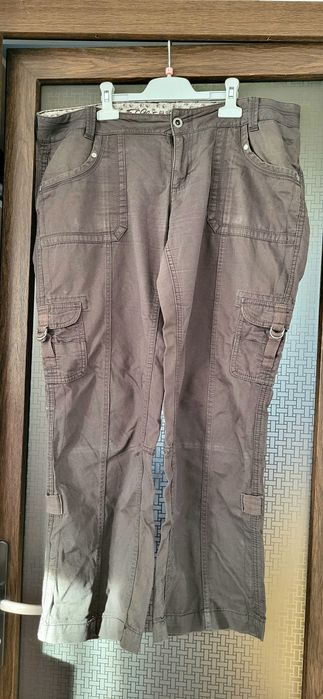 Pantaloni Esprit