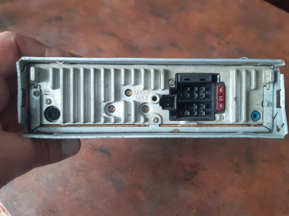 Auto Casetofon Sony cu casetă...