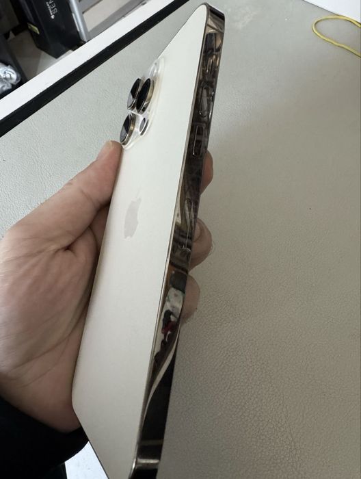 iPhone 14 PRO MAX  256 GB  Liber Retea  Gold