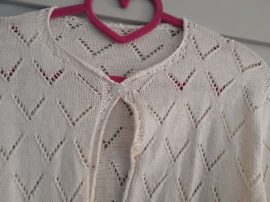 Cardigan lucrat manual pentru damă