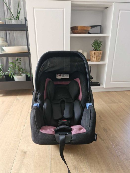 Столче за кола с база RECARO PRIVIA 0-13 кг