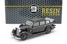 1936 Mercedes-Benz 260 D (W138) Pullman 1/18 Triple 9