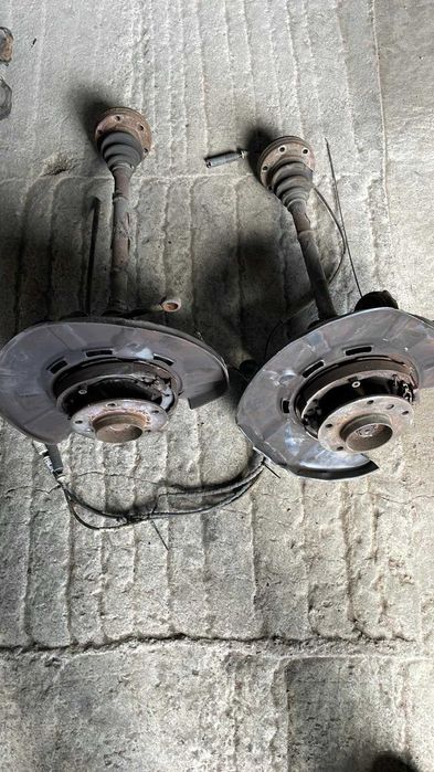 Задни полуоски и шенкели BMW E90/E91/E92/E93 330d