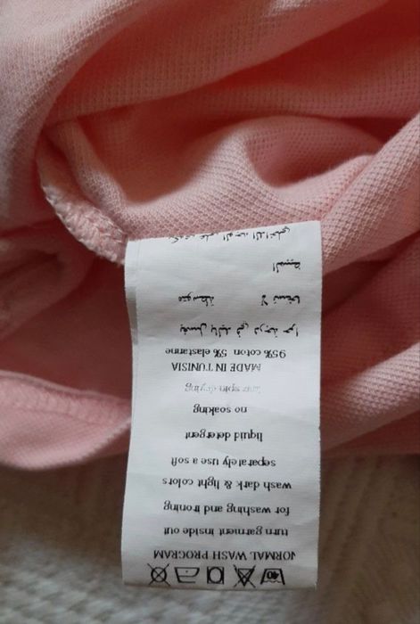 Tricou Ralph Lauren marimea XXL de culoare roz.
Dim.lg.65 cm ,lat 54 c