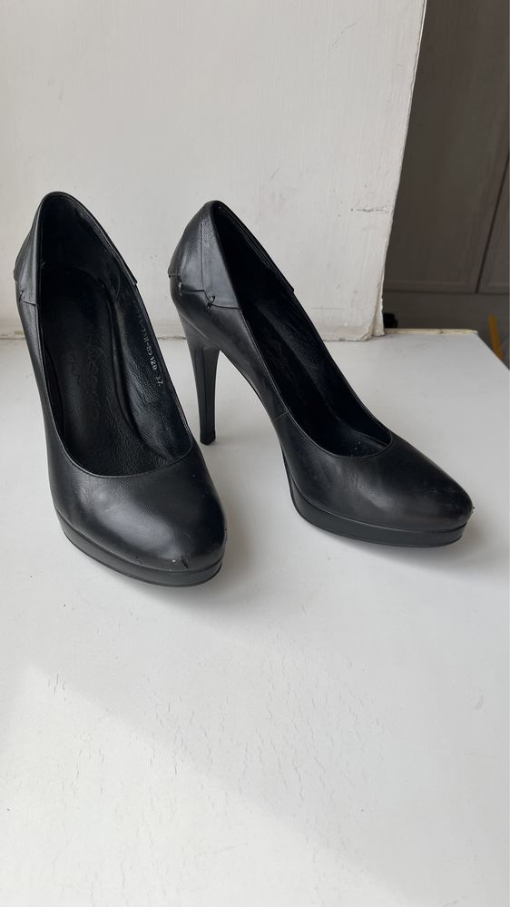 Обувь женская  37-38