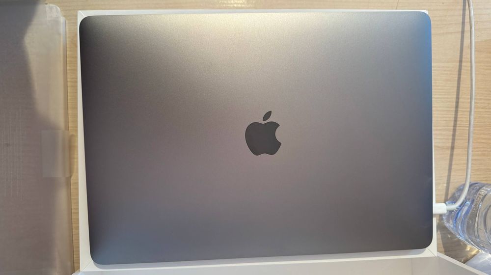 MacBook Pro 13-inch
