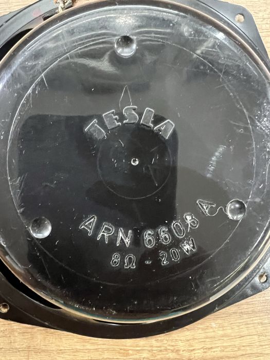 Бас говорители Tesla ARN 6608 A