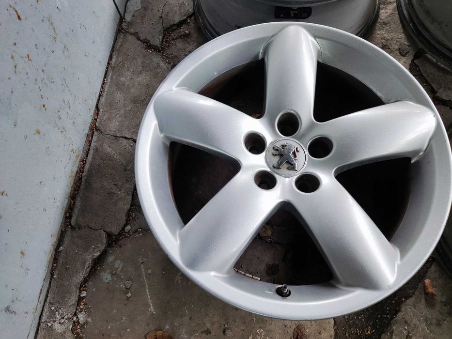 17 цола 5х108 Пежо оригинални лети джанти Peugeot 5x108 65,1