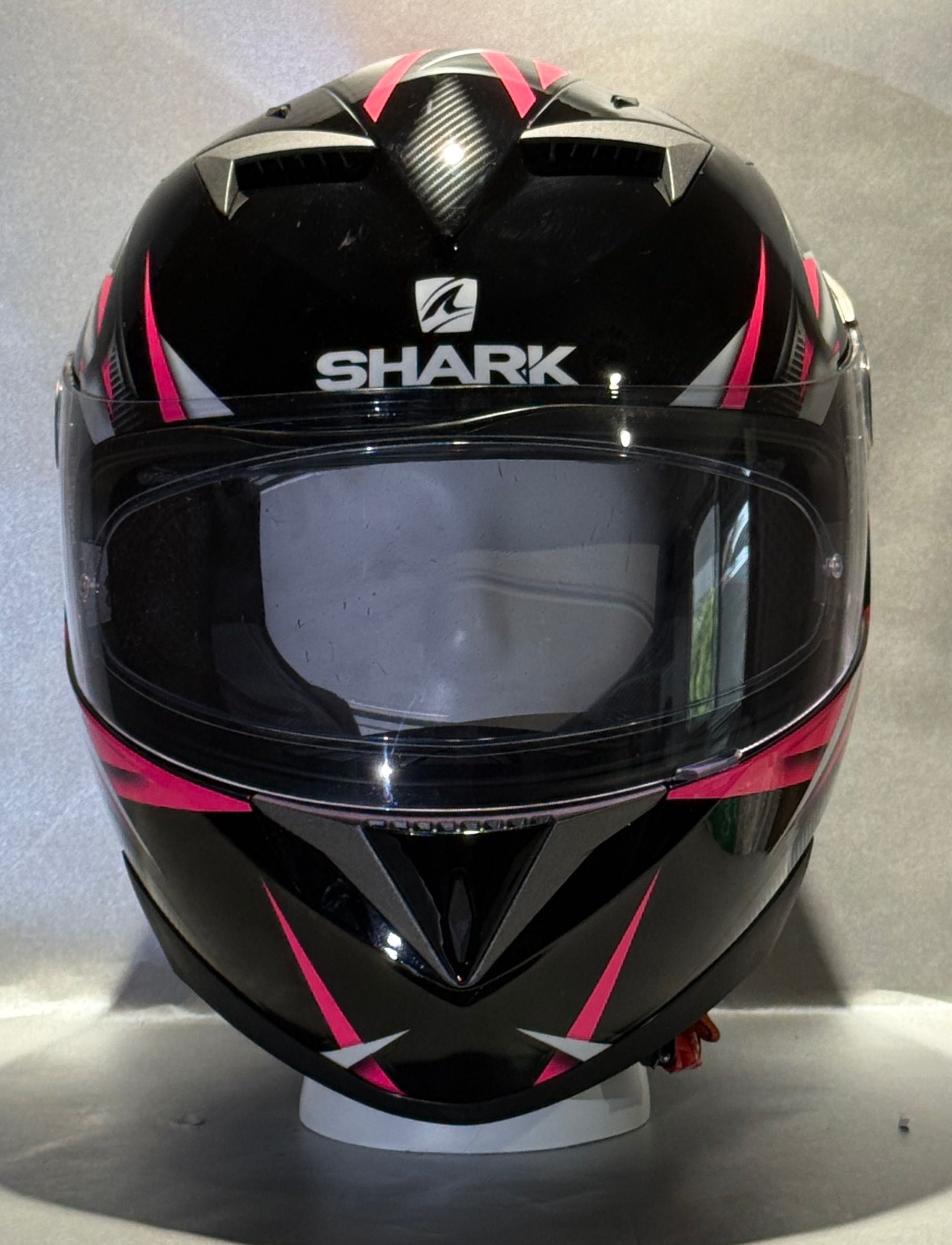 Каска за мотор Shark S 700 Nasty размер S в много добро състояние.