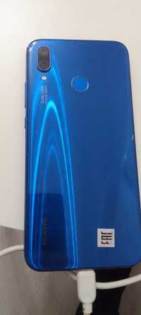 Телефон Huawei P20 LITE