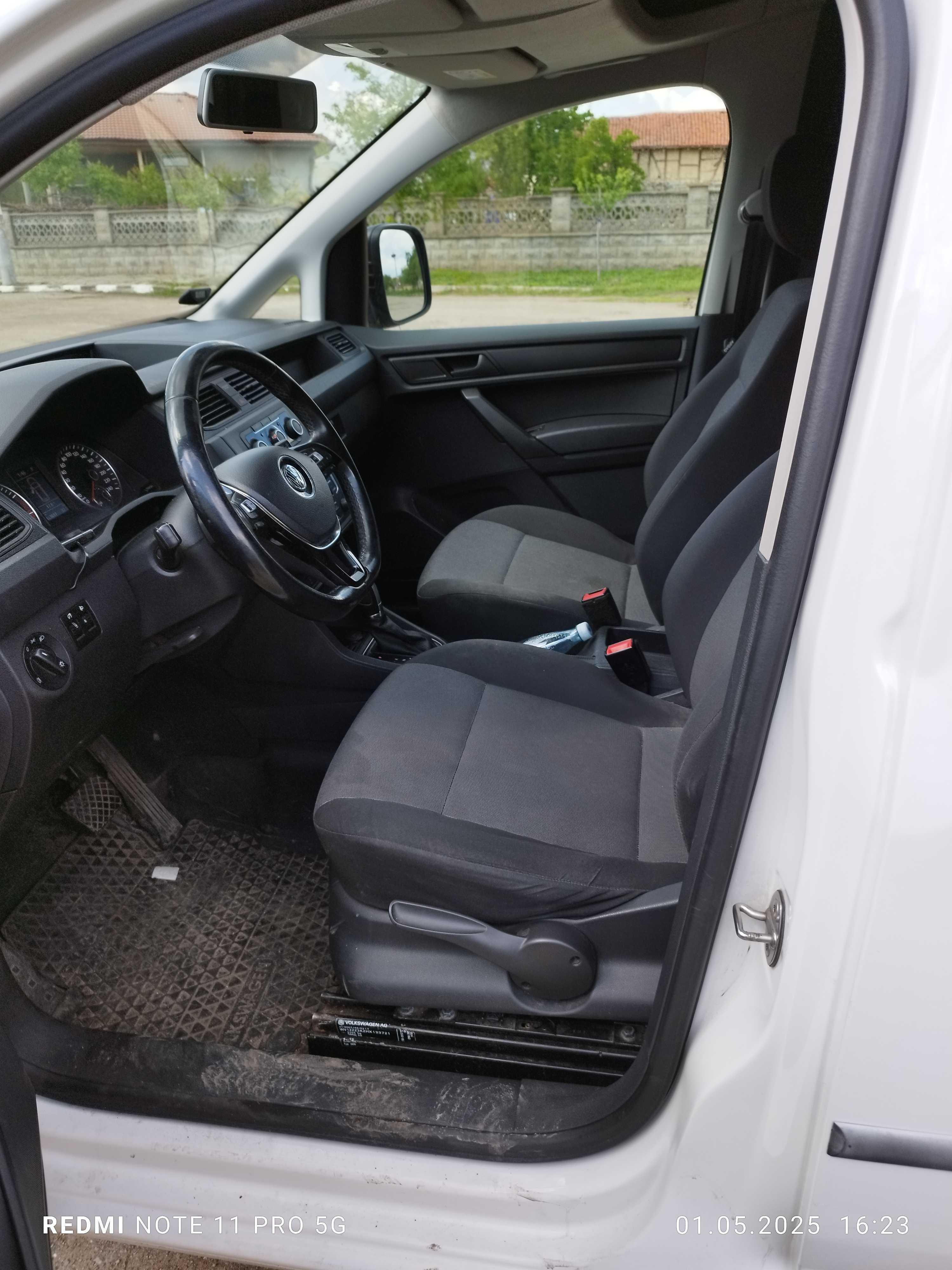 2017 Volkswagen cady cng 6 dsg