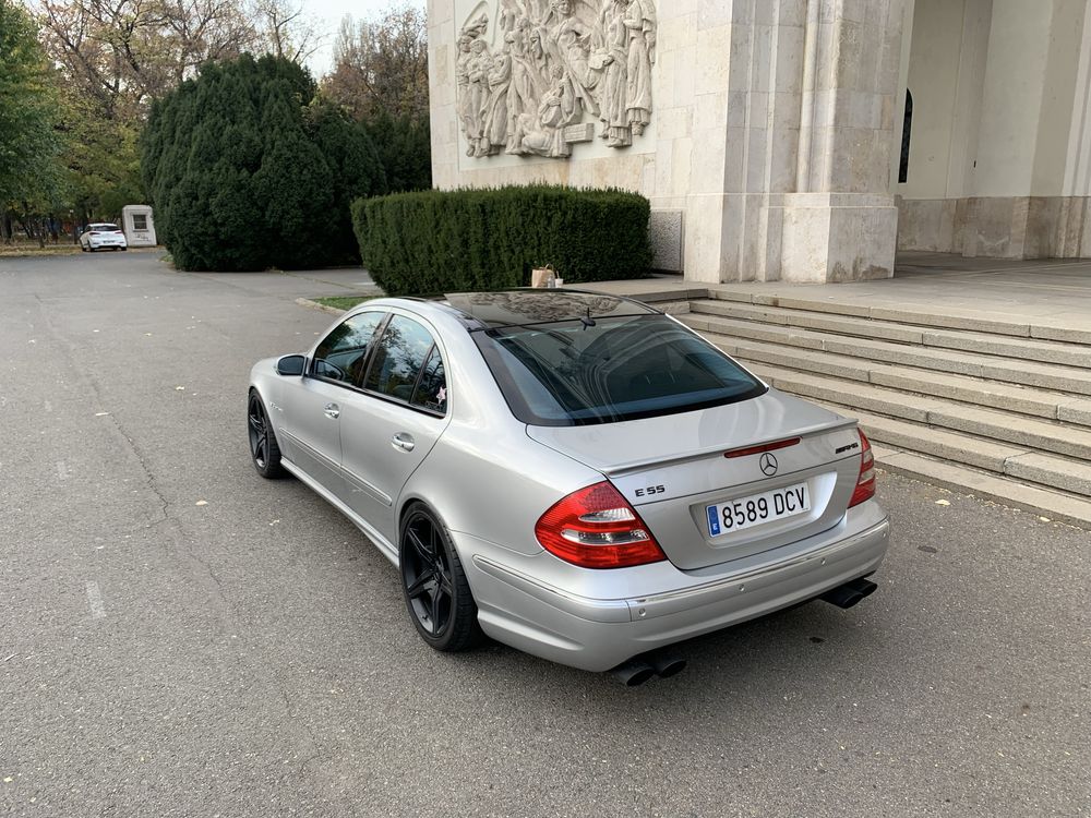 Mercedes Benz E55 AMG