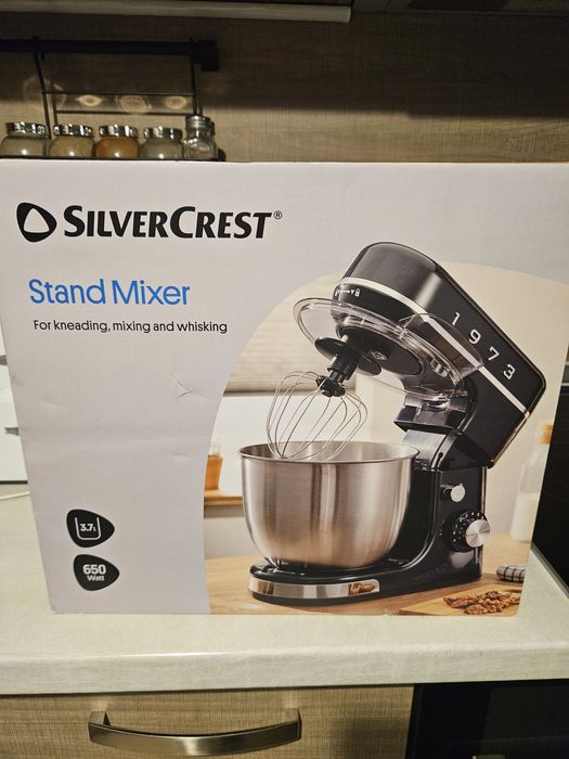 Продавам планетарен миксер