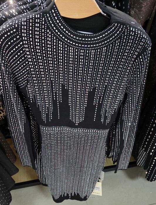 Разкошна рокля с кристали FC1307