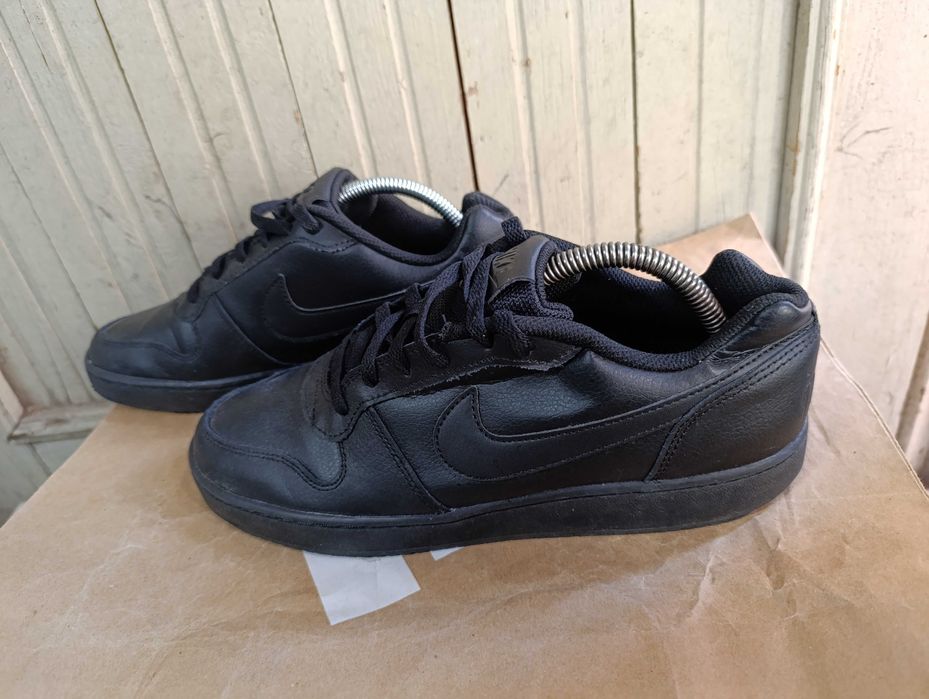 '' Nike Ebernon Low''оригинални маратонки 43 номер