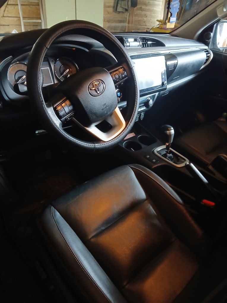 Toyota Hilux 2021