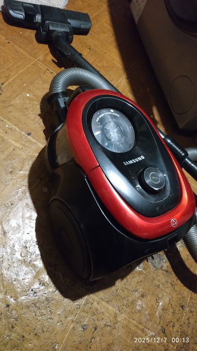 Продам пылесос Самсунг 1800ват