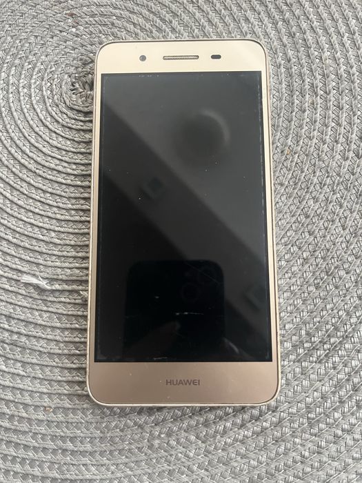 За части HUAWEI счупен