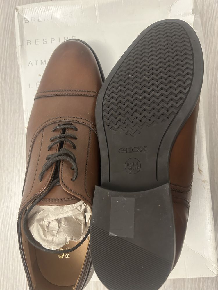 Pantofi Geox-marimea 39