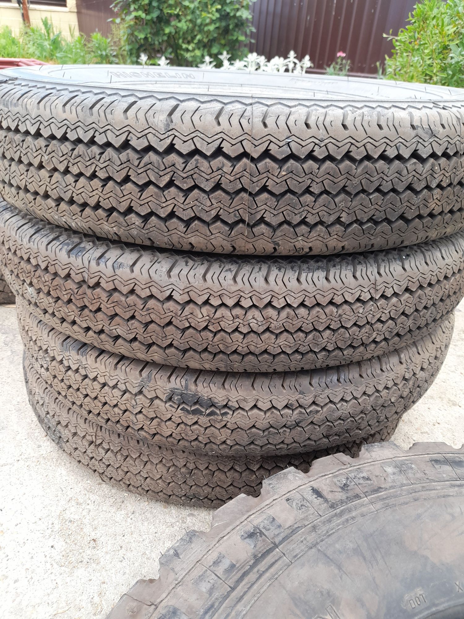 Cauciucuri 6.70R14 Michelin noi