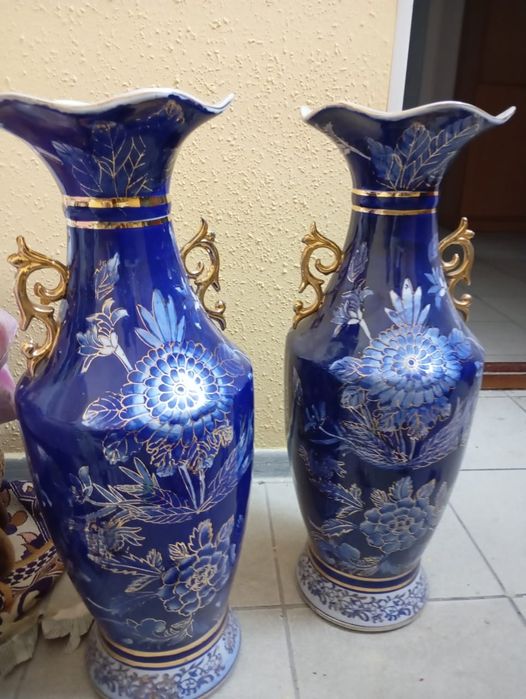 Продам Вазы 2 штуки (Китай)