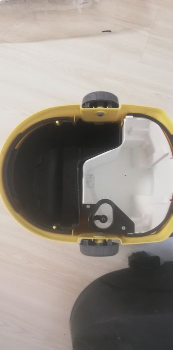 Перяща прахосмукачка керхер/karcher se 5.100