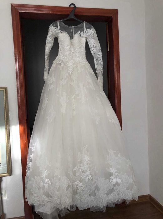Свадебное платье в отличном состоянии