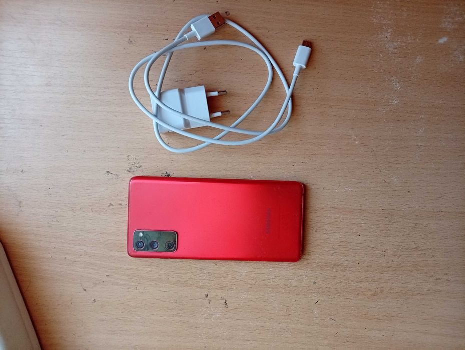 Samsung Galaxy S20FE+incarcator